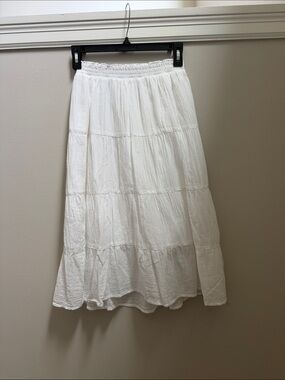 Girls abercrombie kids White Tiered Midi Skirt size 9/10